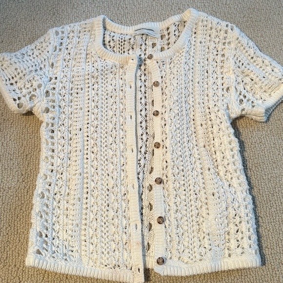 Urban Outfitters White Short Sleeve Button Up Knitted Cardigan - Picture 1 of 3